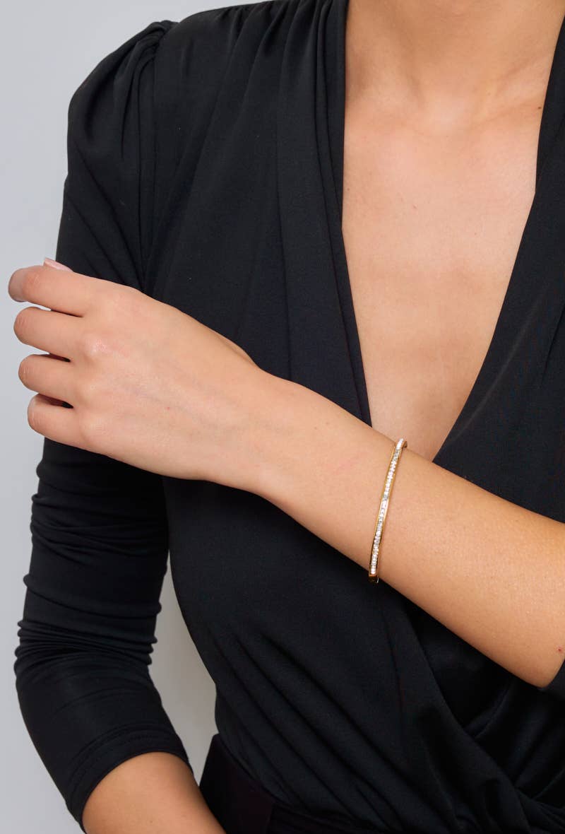 Glaciär armband på handled – minimalistisk design rostfritt stål nickelfri | Nordè Design