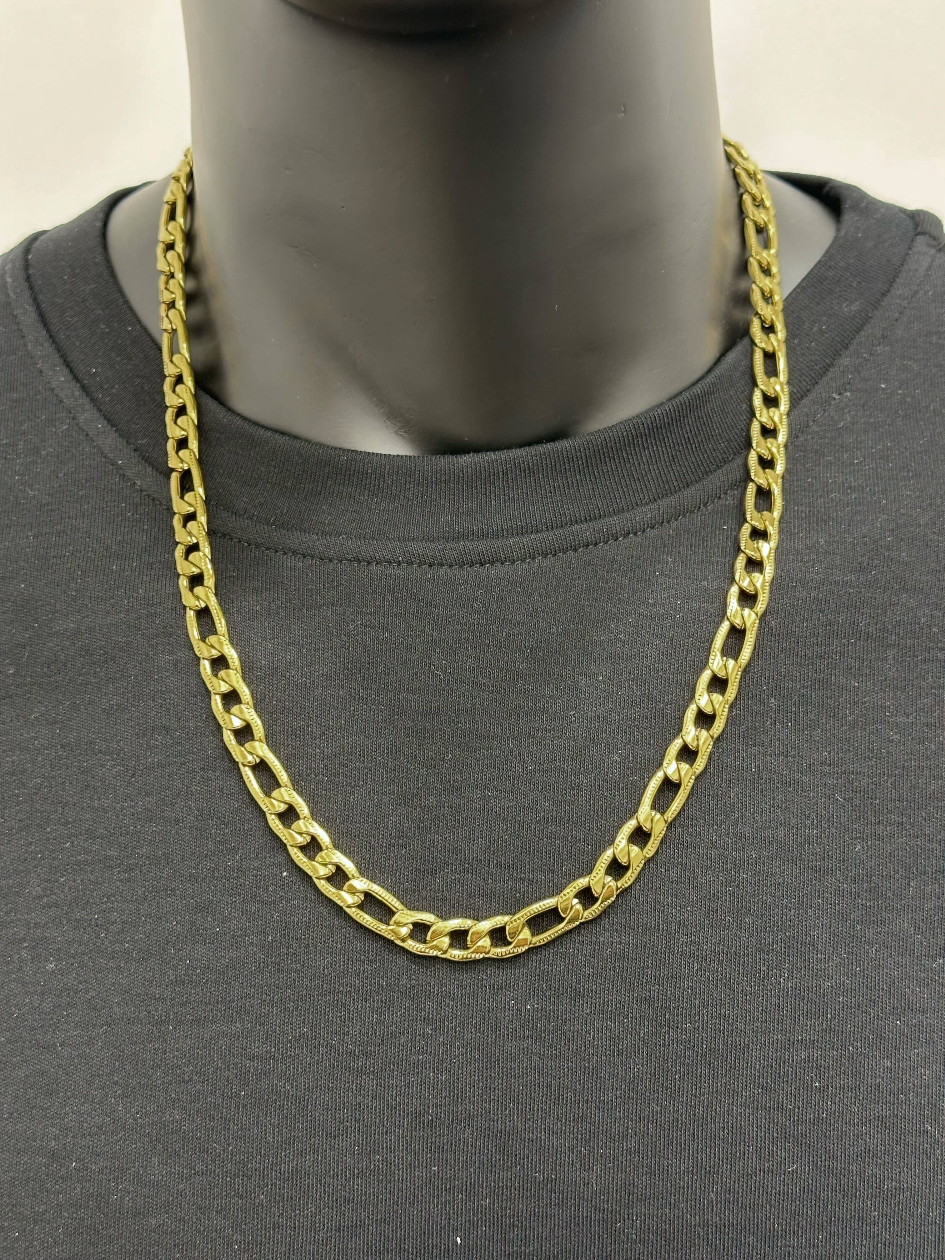 Länk Halsband i guld – Figaro-kedja i rostfritt stål bärd på mannekinhuvud